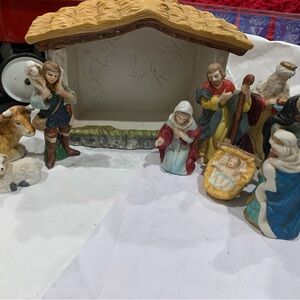 Nativity Scene Set with Stable